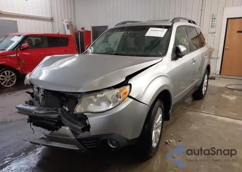 2012 Subaru Forester 2.5X Limited из США, поврежденный, VIN JF2SHBEC6CH451988